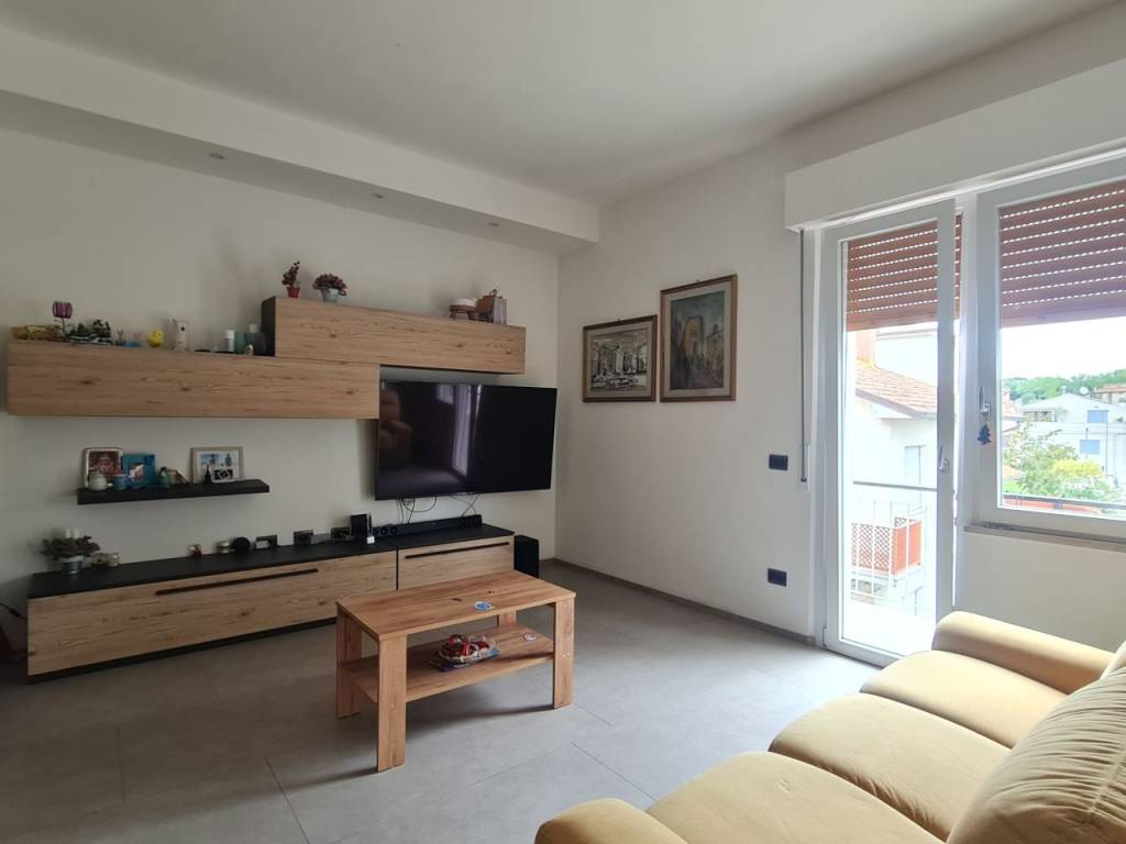Appartamento a Jesi in Via Lucania - Foto 3