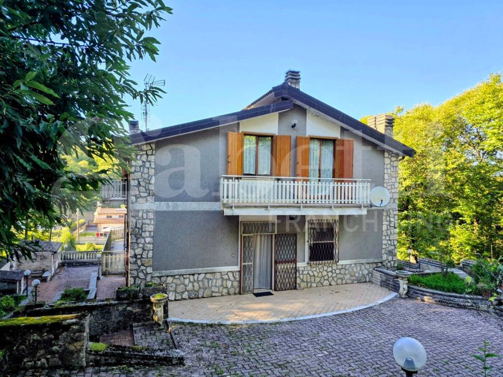 Villa a Segni in Via Roccamassima - Foto 2