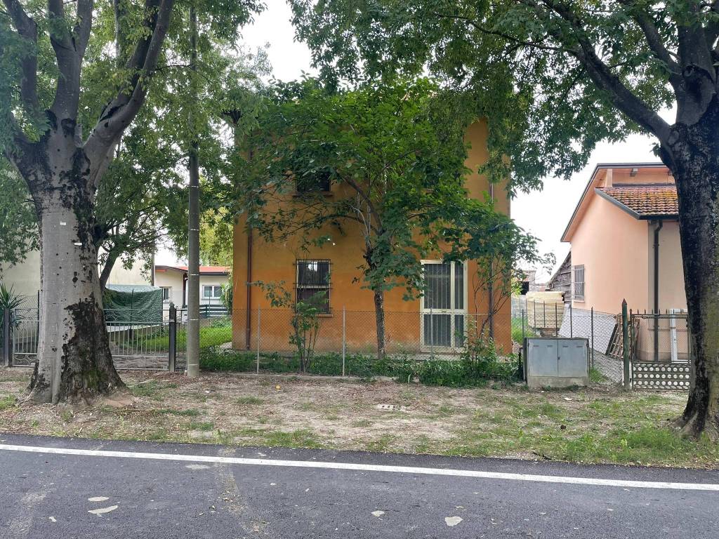 Villa a Conselice in Via Gagliazzona - Foto 2