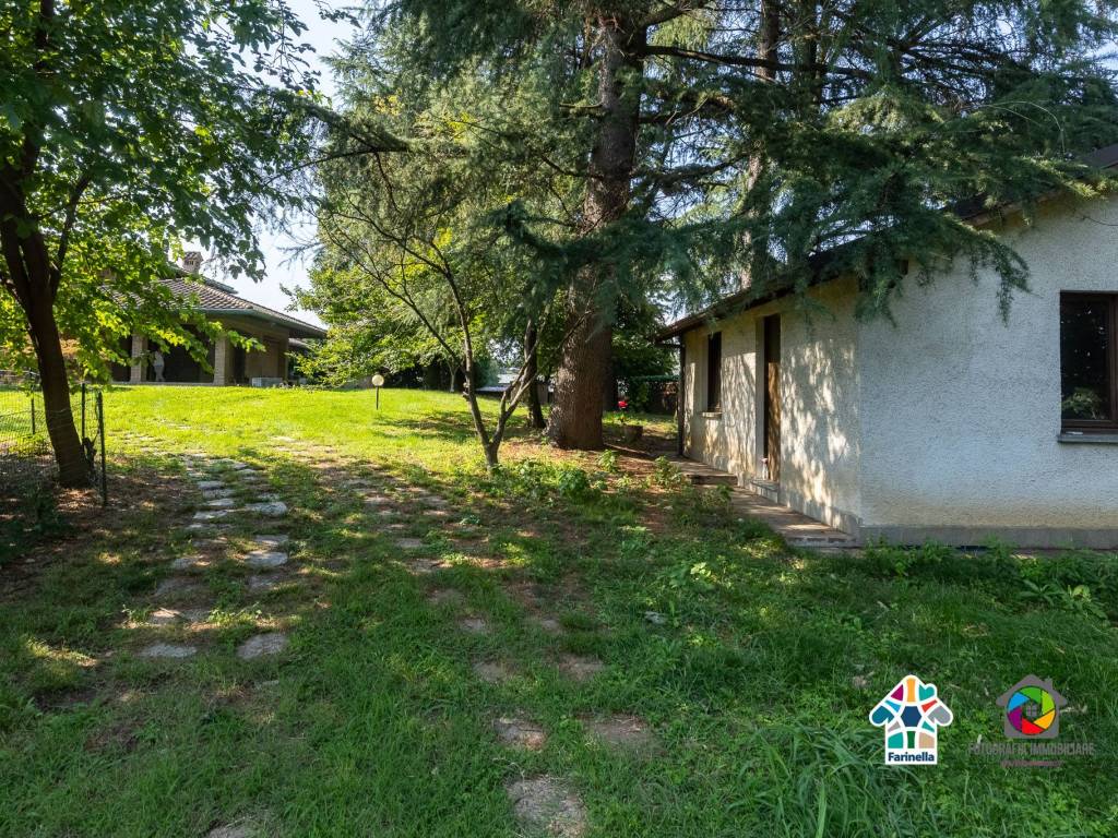 Villa a Carugo in Via Carlo Cattaneo, 35 - Foto 5
