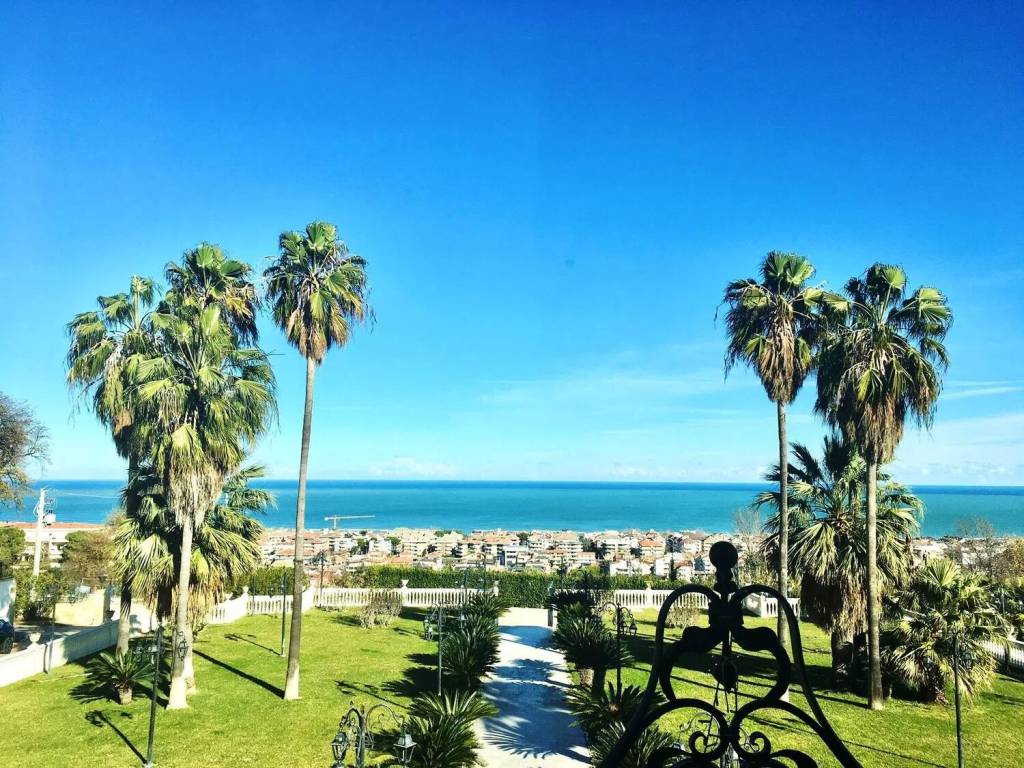 Palazzo / stabile a Francavilla al mare in Viale Monte Velino - Foto 3