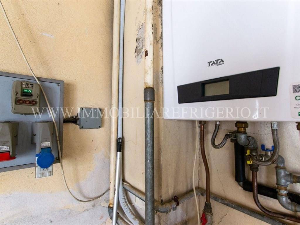 Palazzo / stabile a Calolziocorte in Corso Europa, 102 - Foto 3