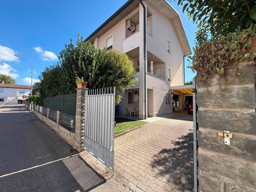 Villa a Alfonsine in Via Bruno Buozzi, 5 - Foto 5