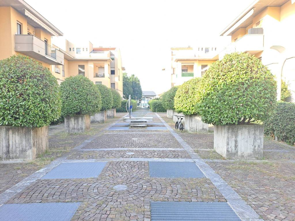 Appartamento a Azzano san paolo in Viale Europa, 25 - Foto 2