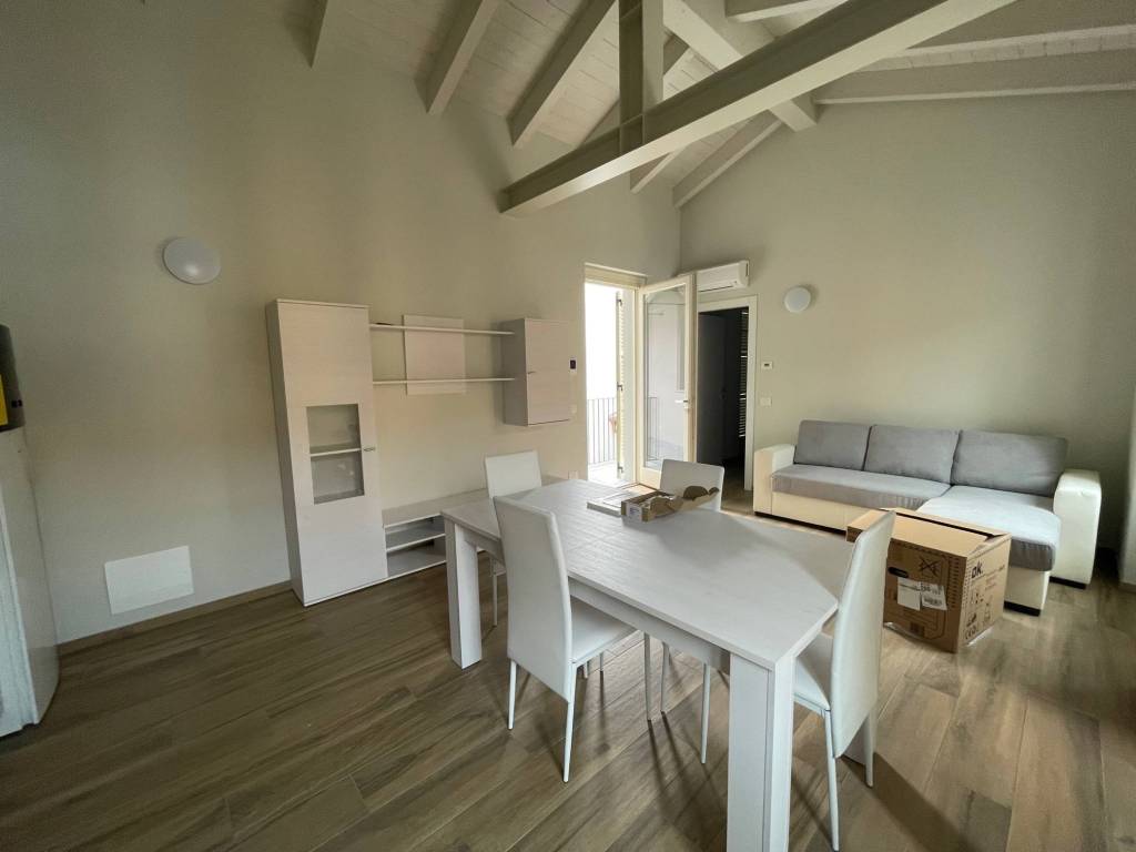 Appartamento a Borgomanero in Via Palazzina - Foto 4