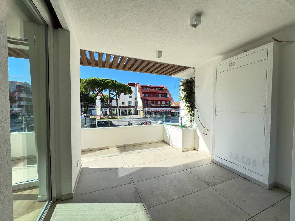 Appartamento a Riccione in Viale Castrocaro, 53 - Foto 2