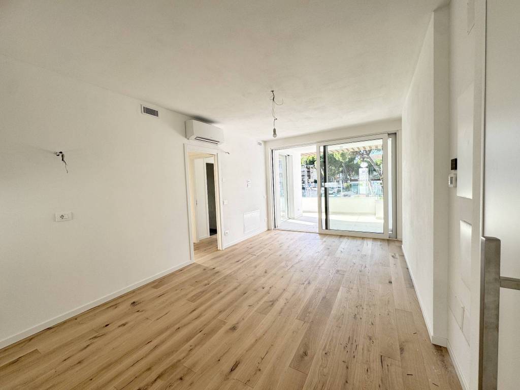 Appartamento a Riccione in Viale Castrocaro, 53 - Foto 3
