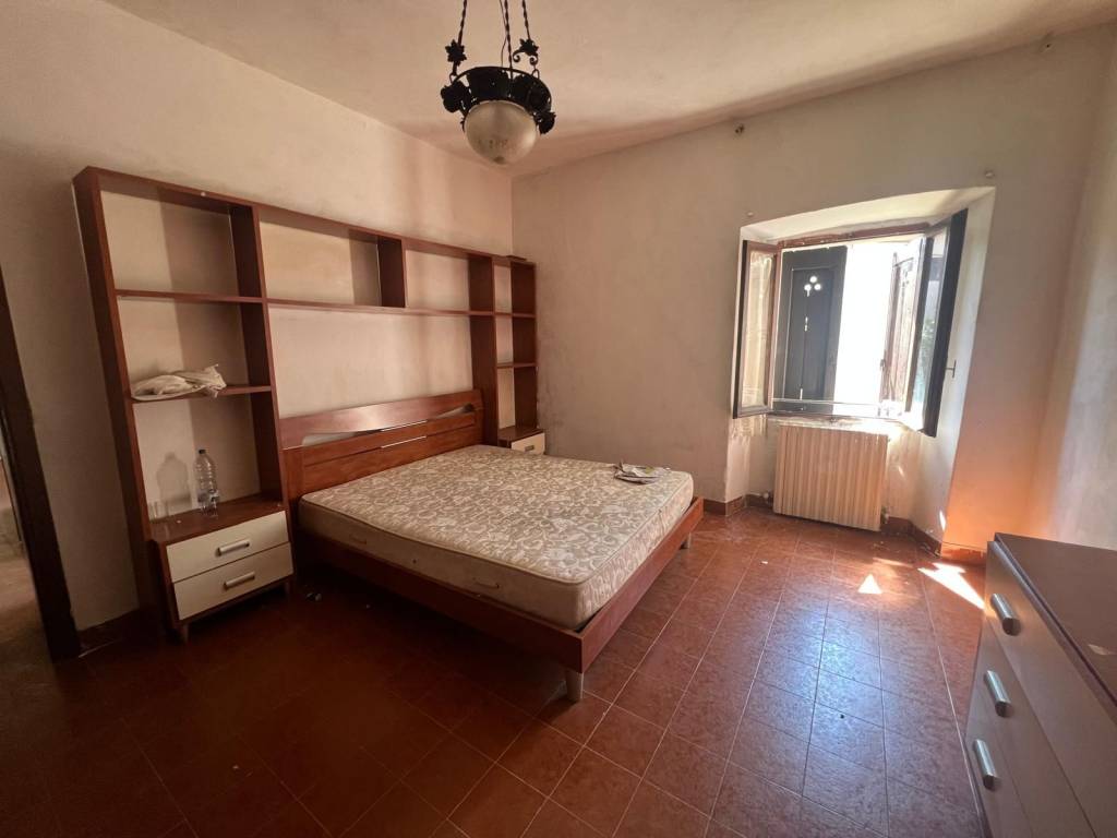 Appartamento a Alzate brianza in Via Alciato - Foto 2