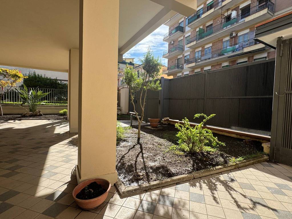 Villa a Santa maria capua vetere in Via Alcide de Gasperi - Foto 5