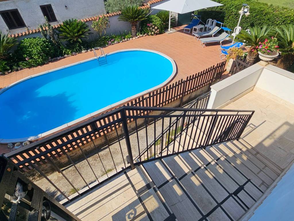Villa a Aprilia in Via Trigno - Foto 3