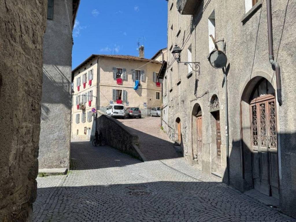 Appartamento a Bormio in Via Stefano Morcelli, 22 - Foto 2