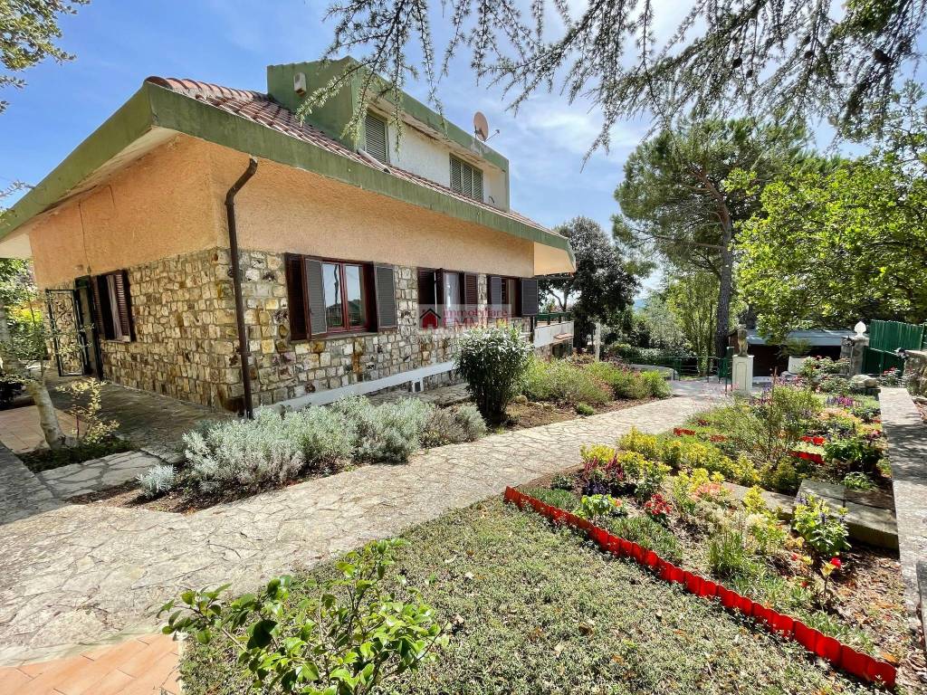 Villa a Tolfa in Via Giacomo Brodolini, 1 - Foto 3