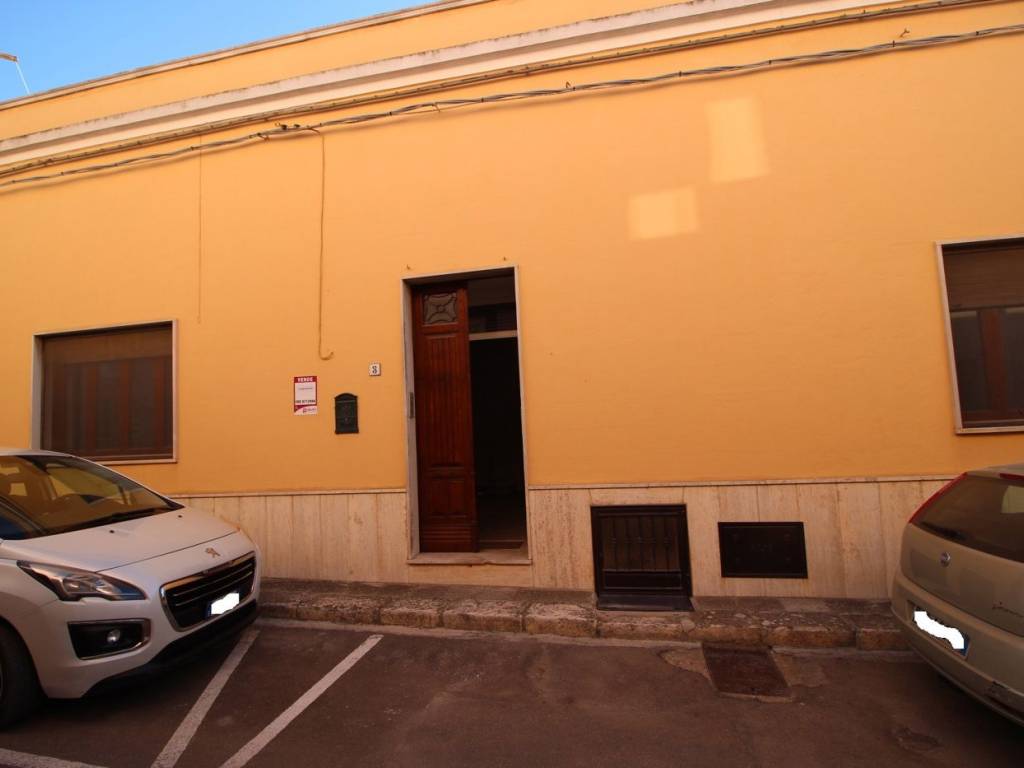 Casa indipendente a Manduria in Via Plutarco, 3 - Foto 2