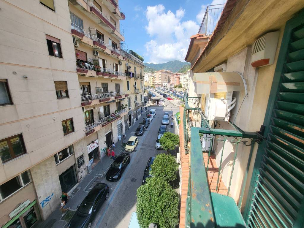 Appartamento a Salerno in Via Armando Diaz - Foto 2