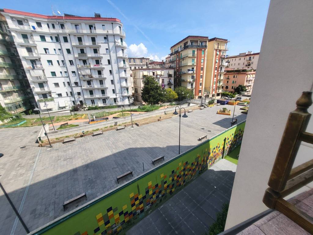 Appartamento a Salerno in Via Armando Diaz - Foto 3
