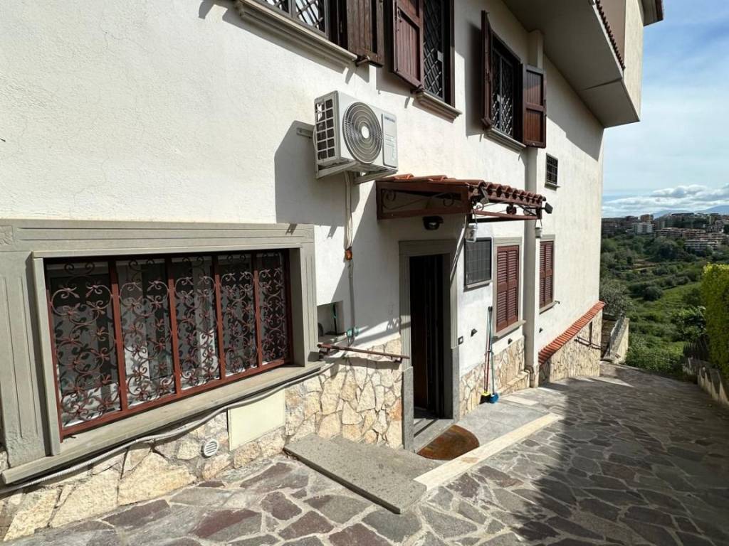Appartamento a Monterotondo in Via Garigliano - Foto 5