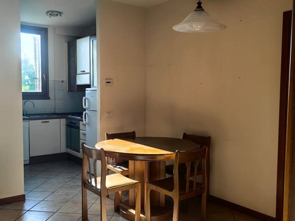 Appartamento a Langhirano in Piazza N. Mezzi, 55 - Foto 3