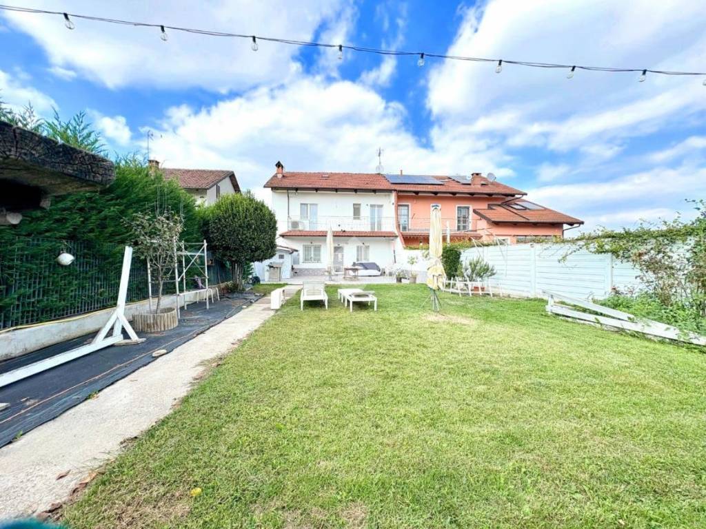 Casa indipendente a Carignano in Frazione Ceretto, 131 - Foto 2