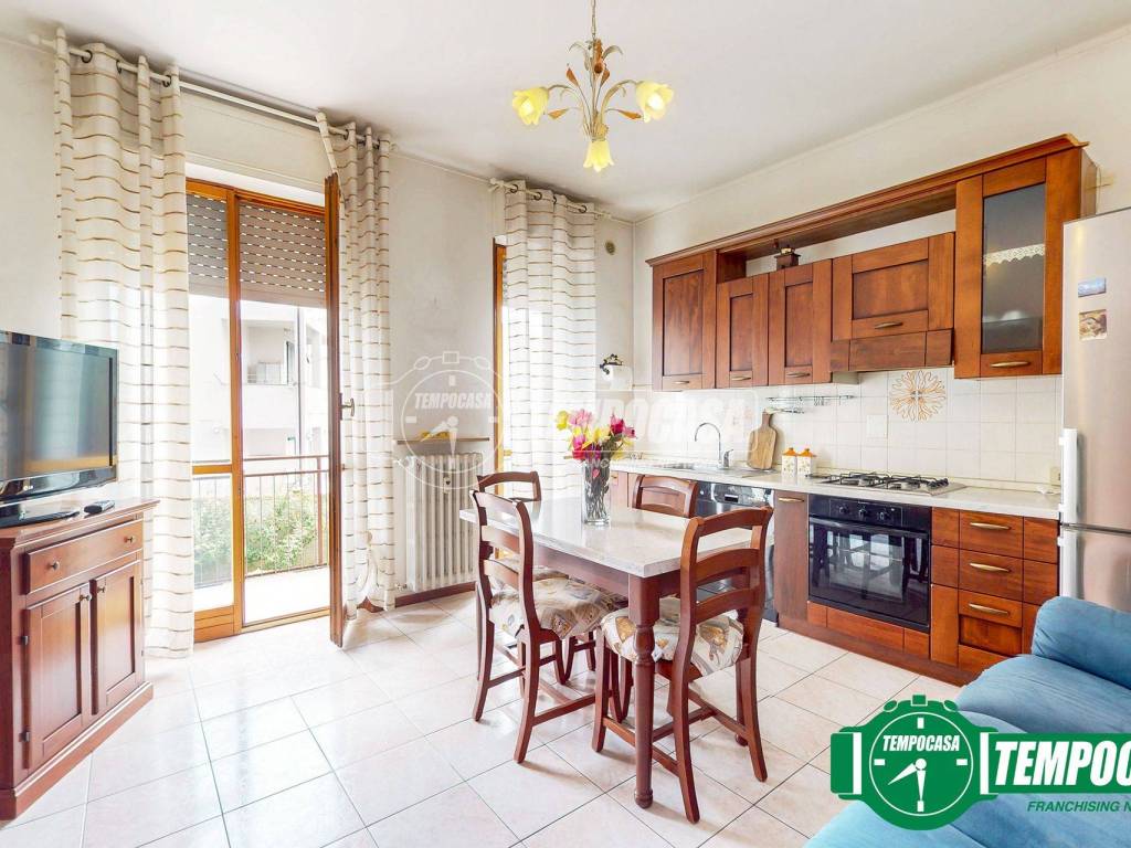Appartamento a Alessandria in Via Luciano Raschio - Foto 2