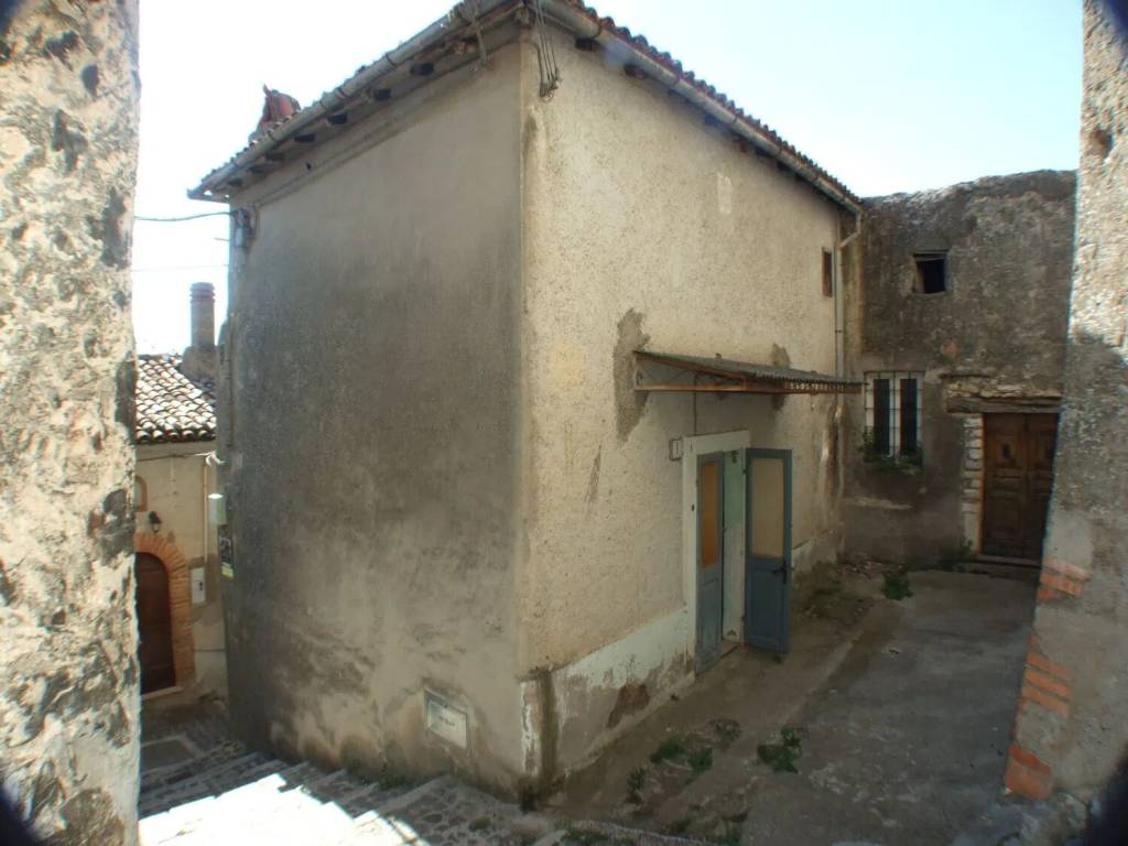 Appartamento a Pereto in Via Del Castello, 1 - Foto 2