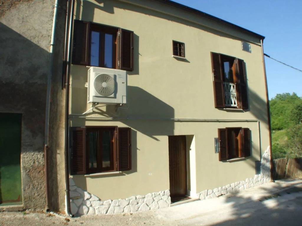 Casa indipendente a Carsoli - Foto 2