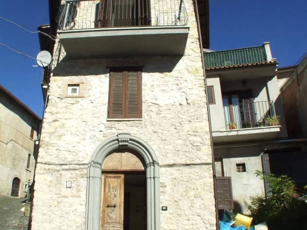 Casa indipendente a Carsoli in Via della Sabina - Foto 2