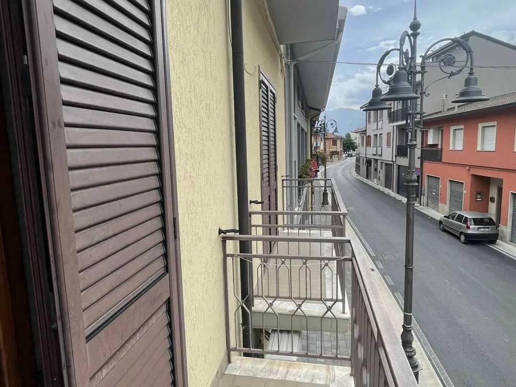 Villa a Montella in Via Michelangelo Cianciulli - Foto 3