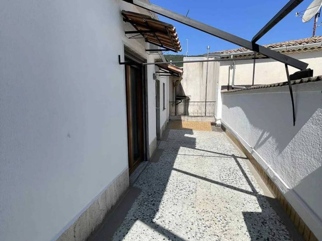 Villa a Montella in Via Don Giovanni Minzoni - Foto 2
