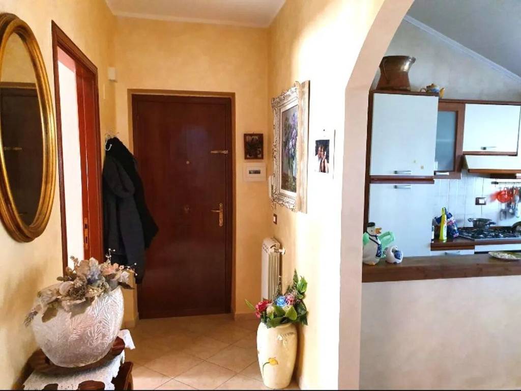Appartamento a Carsoli in Via Dei Marsi No Number - Foto 3