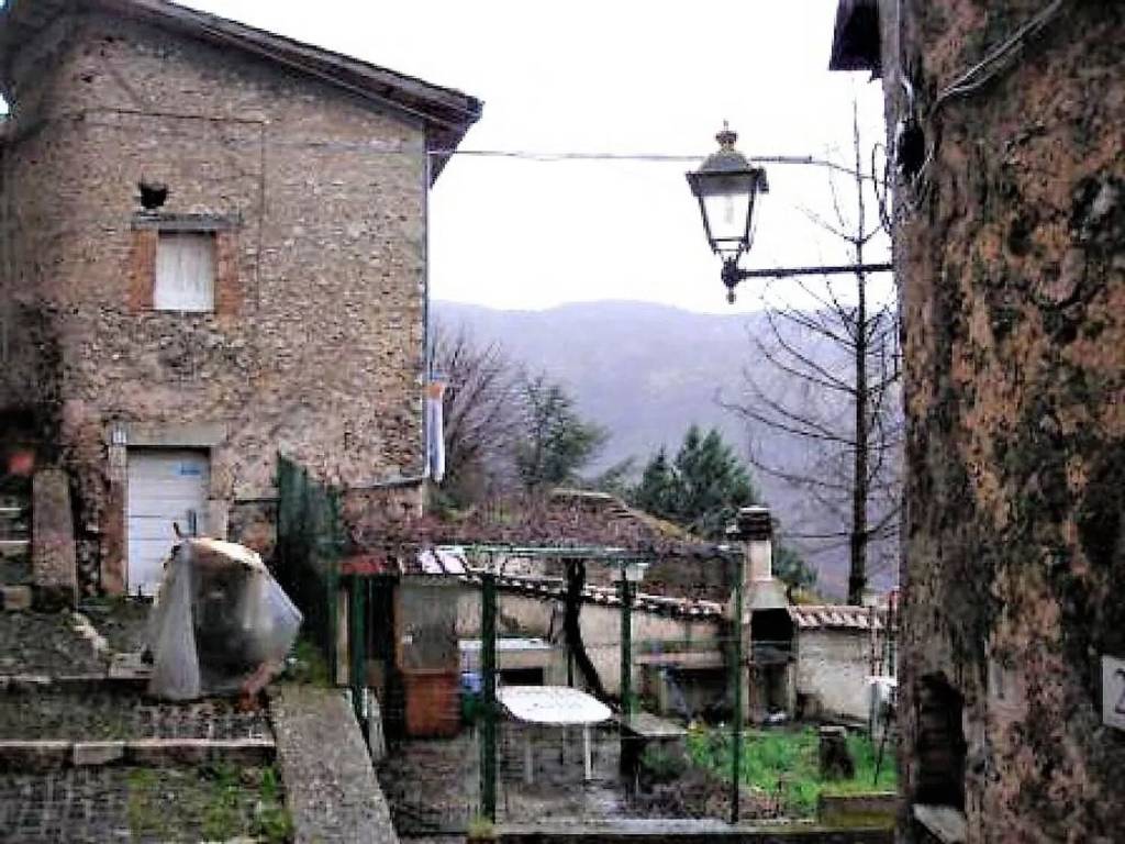 Casa indipendente a Pereto in Via Del Grappa No Number - Foto 3