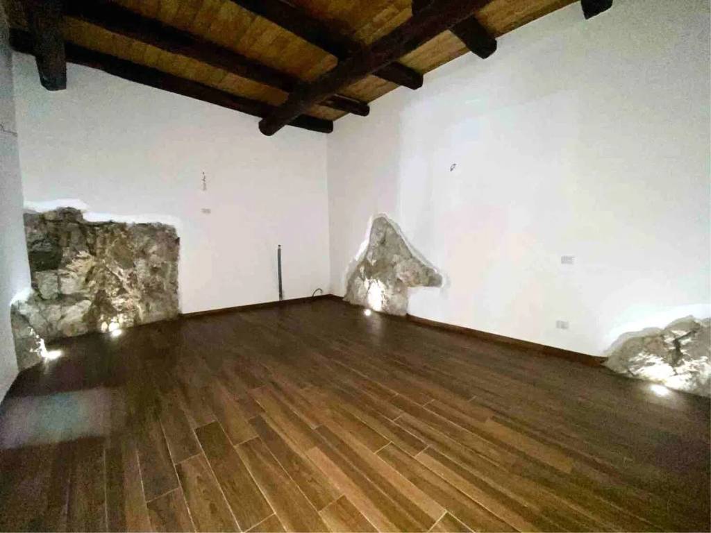 Villa a Montella in Via Carlo Ragone - Foto 4