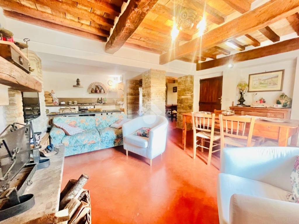 Casa indipendente a Assisi in Frazione San Presto - Foto 4