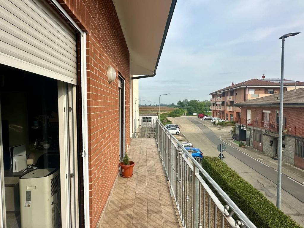 Appartamento a Carmagnola in Via Naviglio, 3 - Foto 2