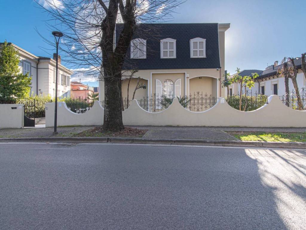 Villa a Rieti in Viale dei Flavi, 10 - Foto 2