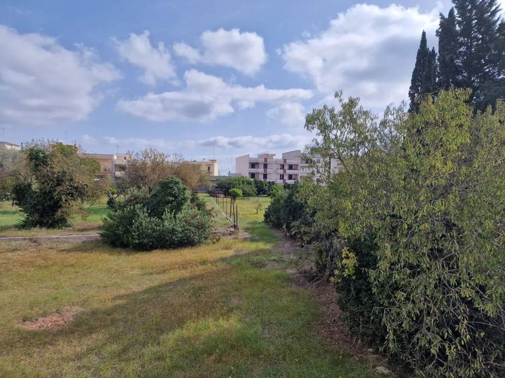 Terreno a Maglie in Via De Ferraris, 23 - Foto 2