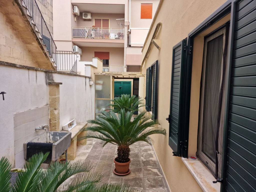 Villa a Maglie in Via Otranto, 39 - Foto 3