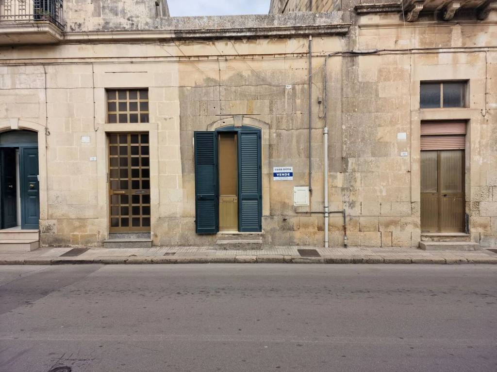 Villa a Maglie in Via Otranto, 39 - Foto 4