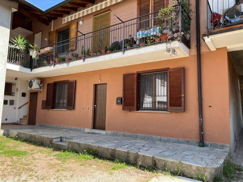 Appartamento a Cadrezzate con osmate in Via Giacomo Matteotti - Foto 2