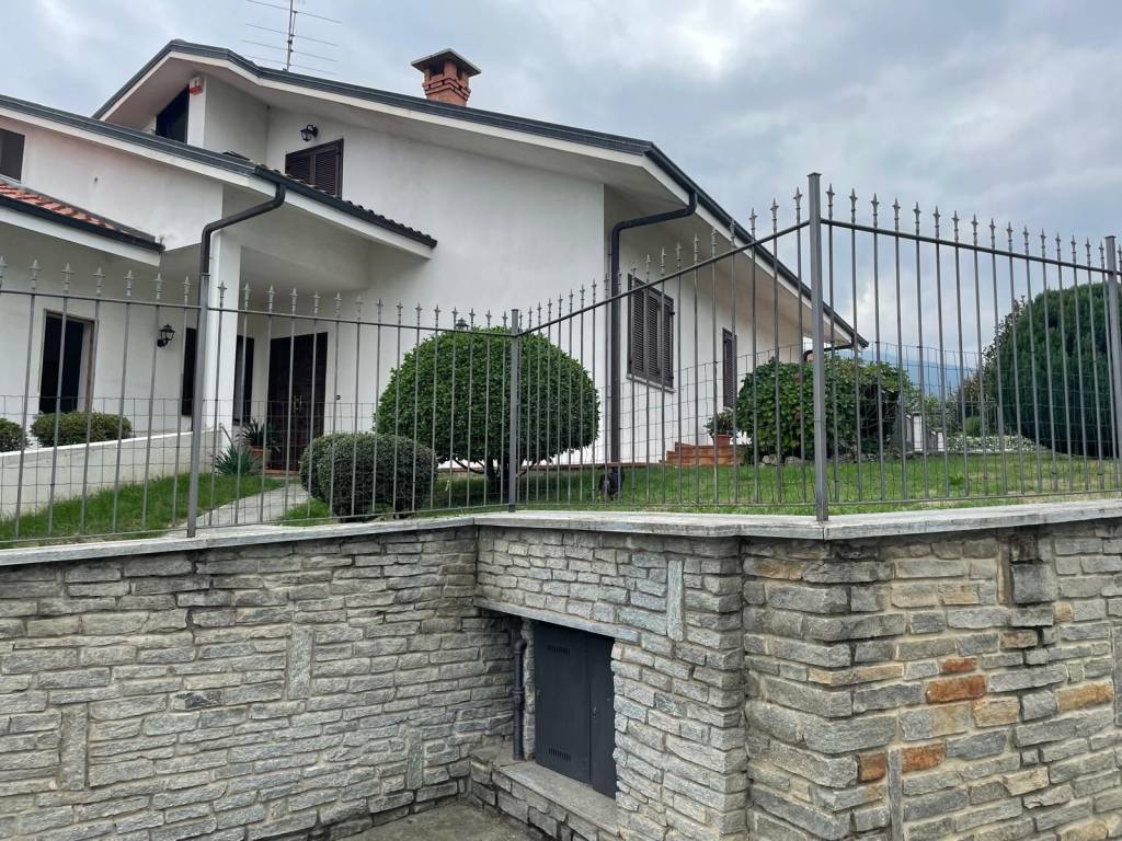 Villetta a schiera a Barge in Via Martiri della Libertà - Foto 2