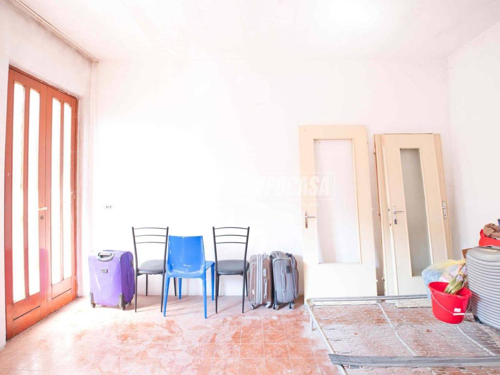 Casa indipendente a Trecate in Via Benedetto Cairoli - Foto 2