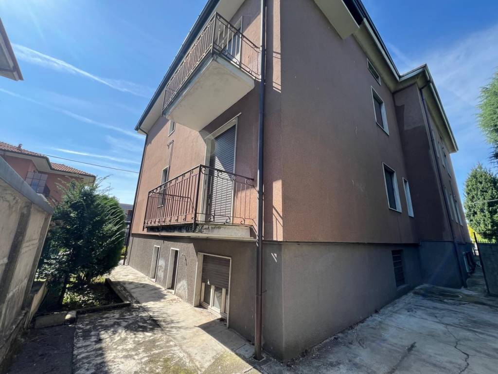 Appartamento a Saronno in Via Padre Luigi Sampietro, 90 - Foto 3