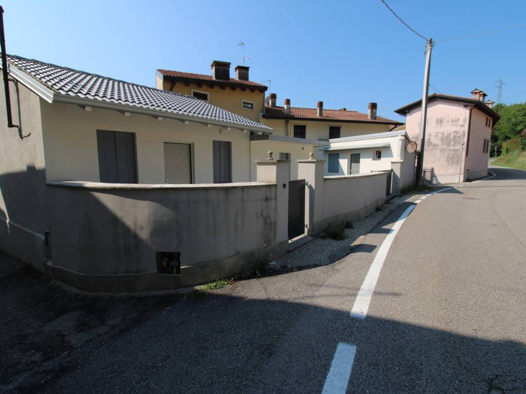 Villa a Cornedo vicentino in Via Longhe - Foto 3