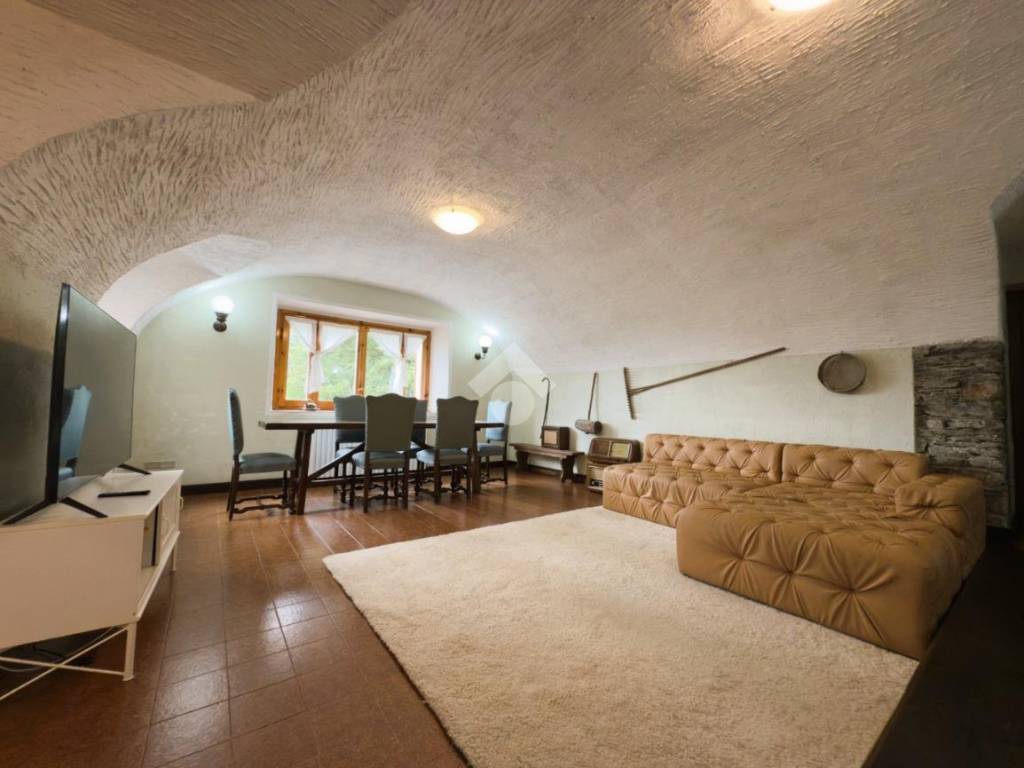 Casa indipendente a Mazzo di valtellina in Via San Matteo - Foto 5