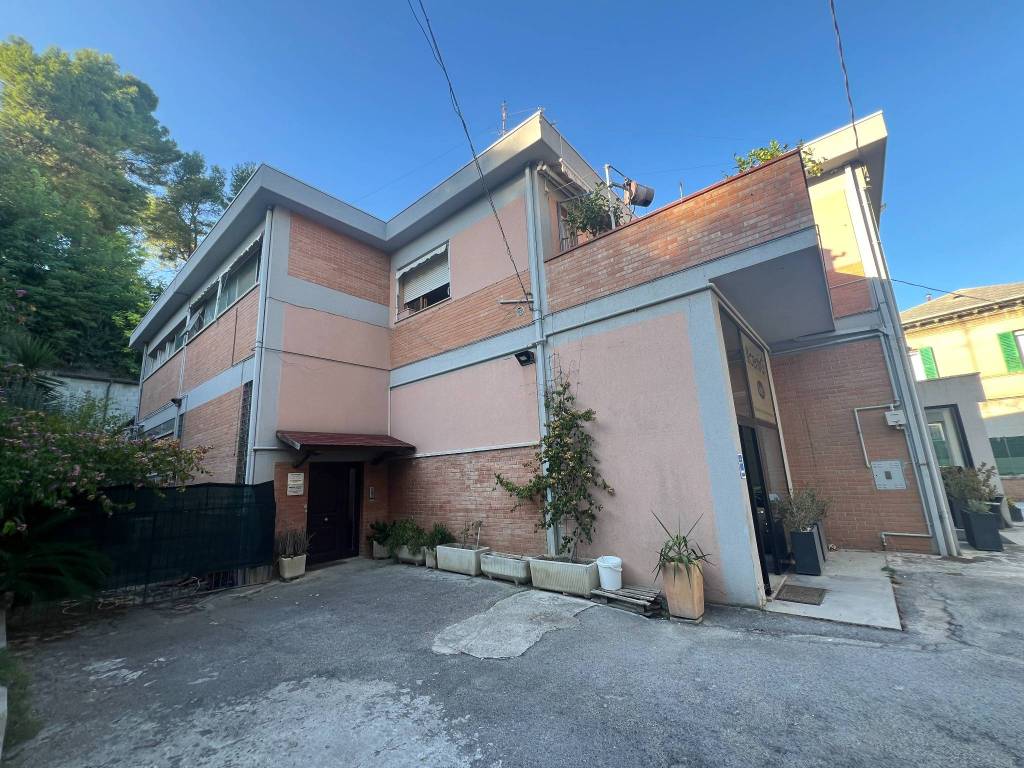 Immobile a Jesi in Viale della Vittoria, 7 - Foto 4