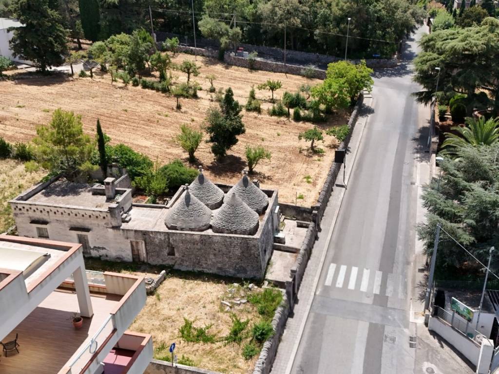 Rustico / casale a Martina franca in Via Saliscendi - Foto 2