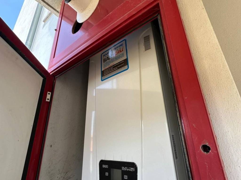 Appartamento a Campiglia marittima in Via Piersanti Mattarella - Foto 4