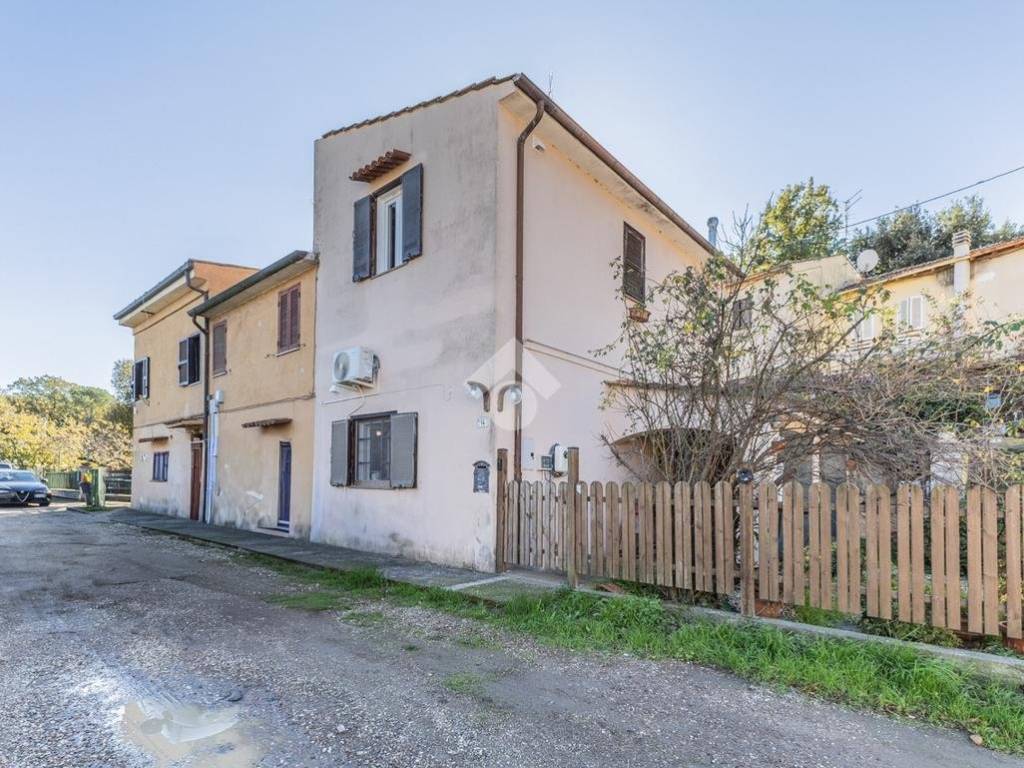 Rustico / casale a Vetralla in Via Casa Luzi, 14 - Foto 3