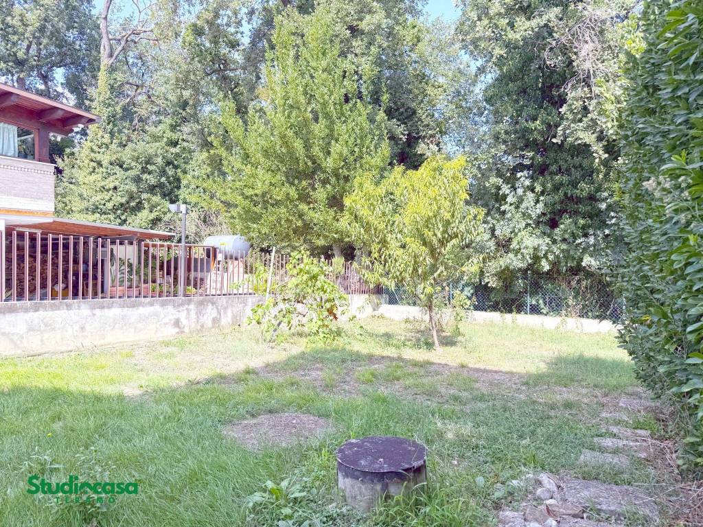 Casa indipendente a Basciano in Via Tronto - Foto 5