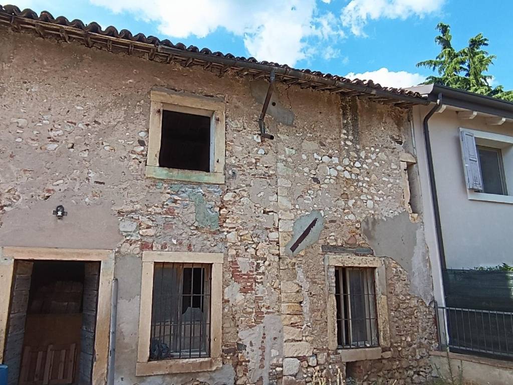 Rustico / casale a Verona in Via Belvedere, 65 - Foto 4
