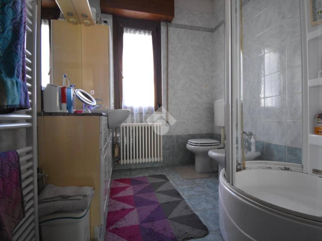 Villa a Castiglione delle stiviere in Via Ordanino, 46 - Foto 5